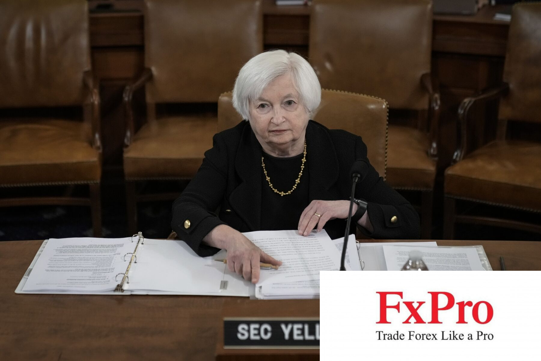 Bộ trưởng Tài chính Mỹ Janet Yellen: Chính sách thuế của Trump sẽ ''làm khó'' người tiêu dùng