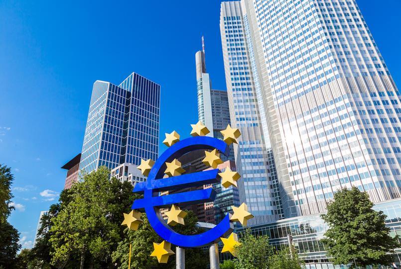 JP Morgan Research: ECB "bơm tiền" mạnh hơn Fed nhưng liệu có cứu vãn được lạm phát?