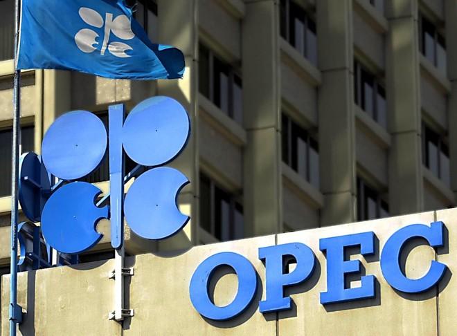 Các nhà đầu tư đang quá lạc quan về một thỏa thuận cắt giảm sản lượng của OPEC+