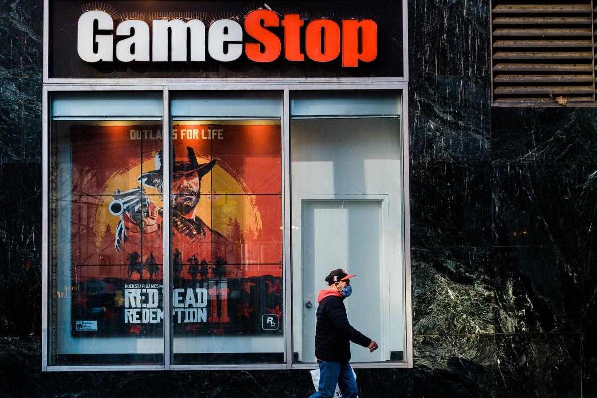 Điều gì đứng sau đà tăng phi mã của cổ phiếu GameStop?