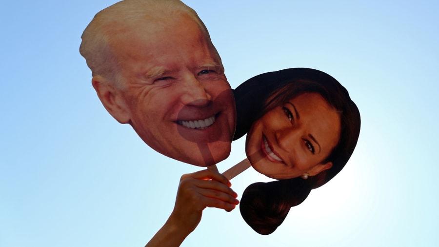 ‘Welcome back America!’ Các nguyên thủ thế giới chúc mừng Joe Biden giành chiến thắng.