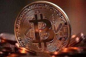 Bitcoin biến động mạnh, dân đầu cơ một tuần lao đao