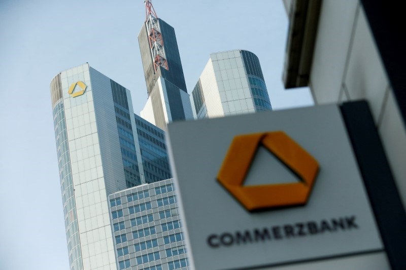 Commerzbank lỗ lớn trong quý II do các chi phí tái cơ cấu