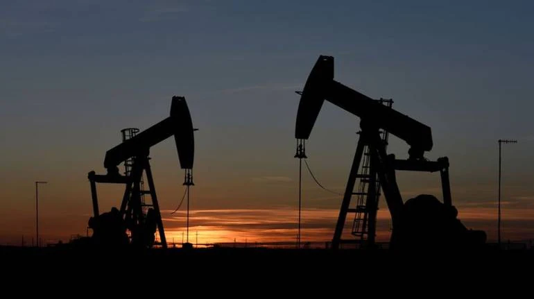 Crude Oil Price Steady At Rs 4,468/barrel After Over 7% Drop Last Week,  Brent Trades Above $64/bbl