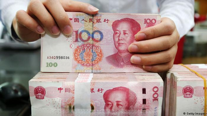 US drops China′s designation as currency manipulator | News | DW |  13.01.2020