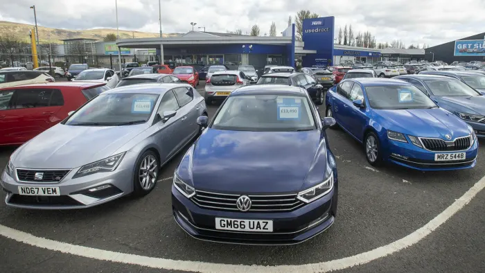 UK used car sales double to second-quarter record | Financial Times