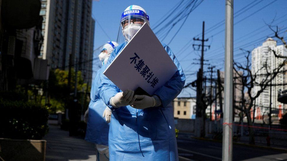 Shanghai Covid lockdown extended to entire city - BBC News