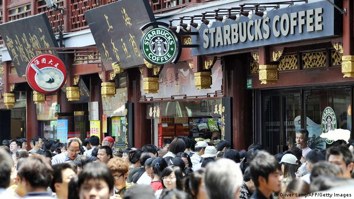 Starbucks continues Chinese expansion with huge luxury outlet in Shanghai |  Business | Economy and finance news from a German perspective | DW |  05.12.2017