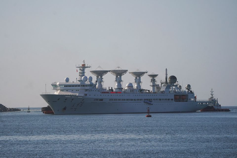 Chinese military survey ship docks at Sri Lanka port