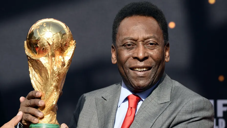 Huyền thoại bóng đá Pelé qua đời ở tuổi 82