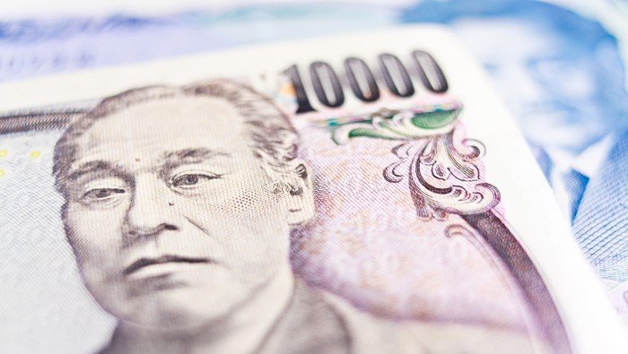 Nhận định USD/JPY: Từ bỏ mức 130.00 khi tâm lý risk-off mờ nhạt