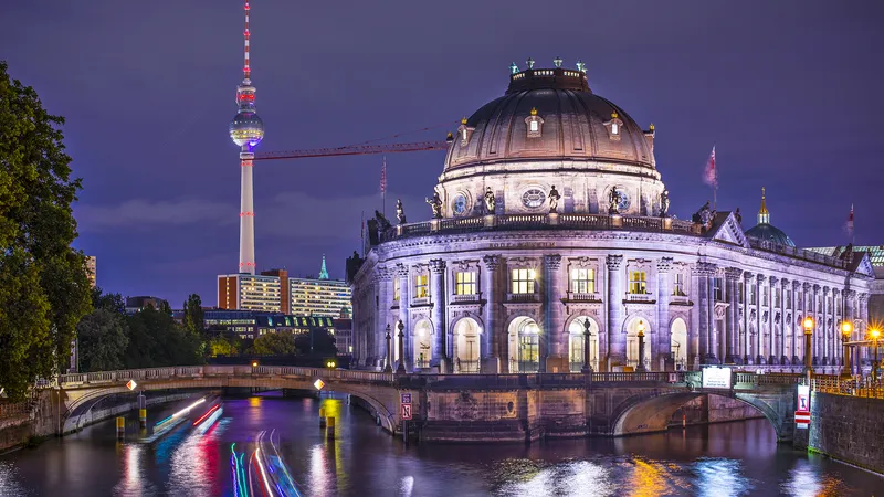 Berlin | History, Map, Population, Attractions, & Facts | Britannica