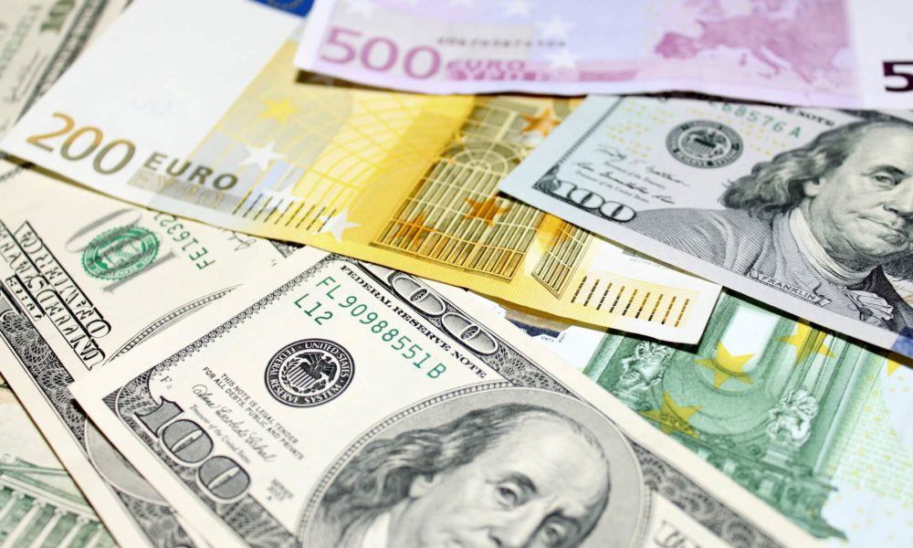 EUR/USD tăng cao hơn sau những bình luận về lãi suất của quan chức ECB