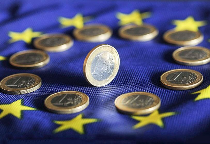 The euro falls to its lowest level in two decades | Atalayar - Las claves  del mundo en tus manos