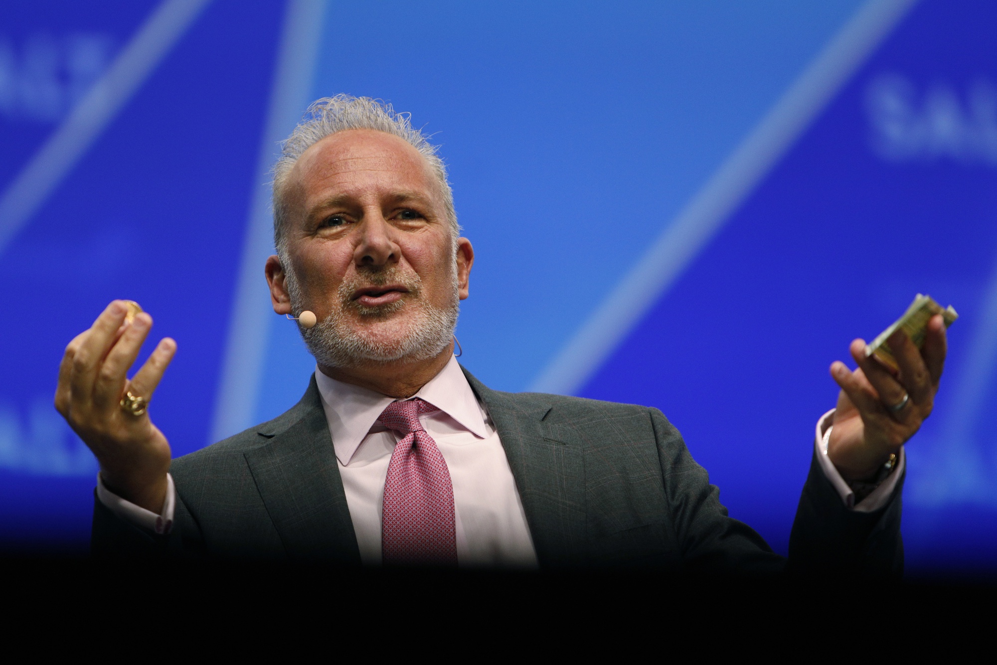 Peter Schiff: Khủng hoảng tài chính hiện nay tại Mỹ có thể còn tồi tệ hơn cả năm 2008