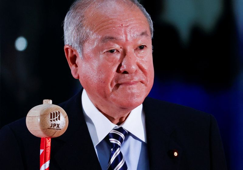 Japan's finance minister Suzuki refuses to make new comments on yen ...