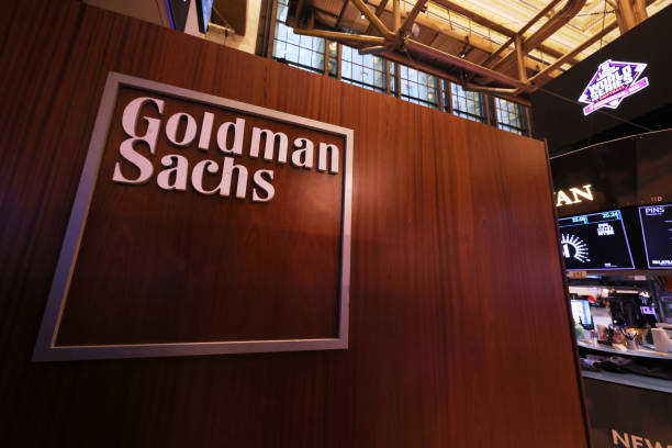 Goldman Sachs đã đưa ra cảnh báo rằng các yếu tố dai dẳng sẽ tác động tiêu  cực đến kinh tế trong phần còn lại của năm