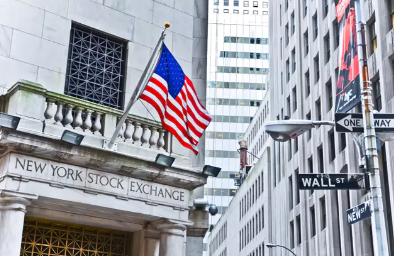 Phân tích kỹ thuật: NASDAQ, S&P 500 và Dow Jones đều đồng loạt tăng điểm bất chấp thị trường lao động suy yếu