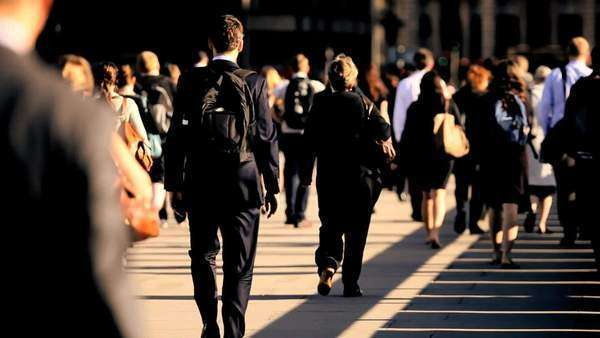 Millions Of Commuters 'walk A Marathon Every Fortnight Getting To Work'  London Evening Standard Evening Standard | mail.ophirah.nl