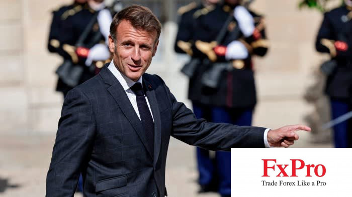 Hành động chần chừ của Macron đang khiến tình trạng chia rẽ ở Pháp trầm trọng hơn