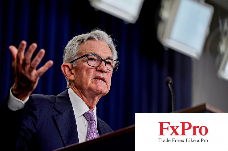 Chủ tịch Fed Powell: Không vội vã, sẽ hạ lãi suất "dần dần"