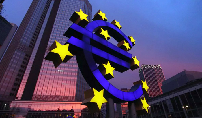 ECB: Kinh tế châu Âu giảm tốc nhanh hơn dự kiến